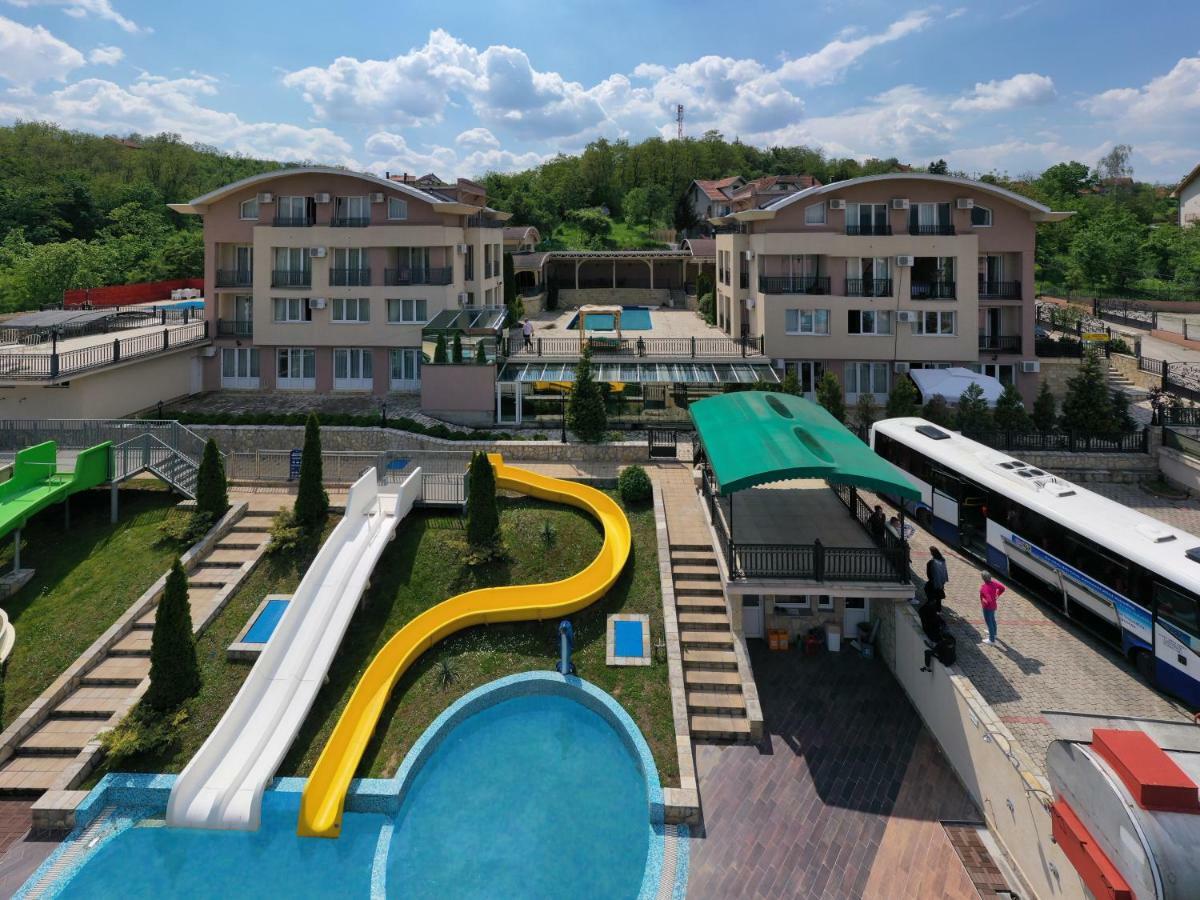 Sunny Hill Apartments & Aqua Park Vrnjačka Banja Exterior foto